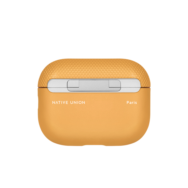 Apple AirPods Pro 2 Kılıf Qi M-Safe Şarj Özellikli Native Union RE Classic Serisi Suni Deri Kapak - 6