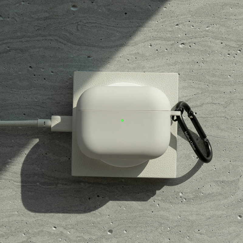 Apple AirPods Pro 3 Kılıf M-Safe Şarj Özellikli Native Union Active Serisi Kapak - 7