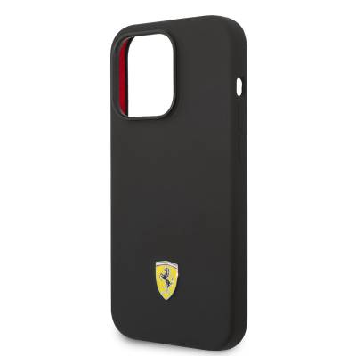 Apple iPhone 14 Pro Kılıf Ferrari Magsafe Şarj Özellikli Silikon Metal Logo Dizayn Kapak - 5