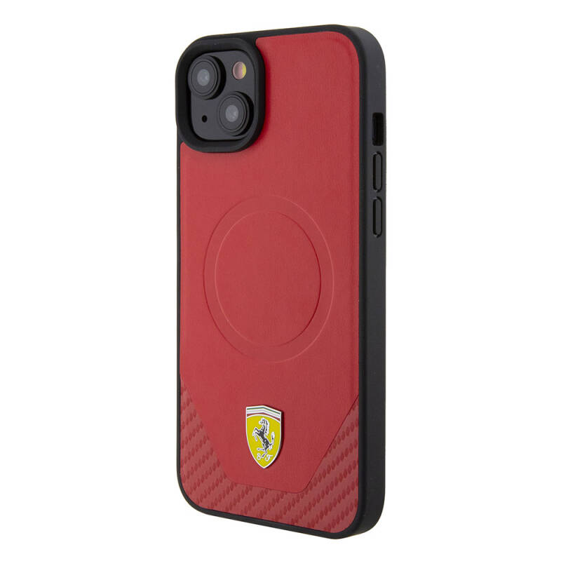 Apple iPhone 15 Kılıf Ferrari Orjinal Lisanslı Magsafe Şarj Özellikli Metal Logolu PU Karbon Kapak - 10
