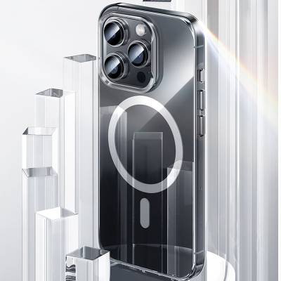 Apple iPhone 15 Plus Kılıf Magsafe Şarj Özellikli Benks ​​​​​​Crystal Serisi Şeffaf Kapak - Thumbnail