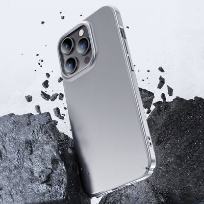 Apple iPhone 15 Pro Max Kılıf Benks Ultra İnce PC Kapak - 7