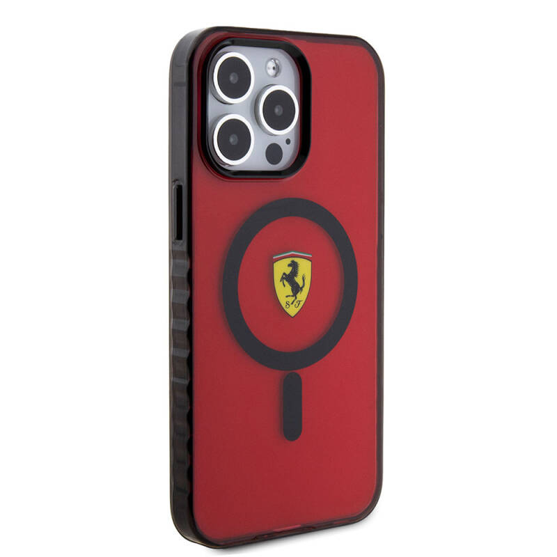 Apple iPhone 15 Pro Max Kılıf Ferrari Orjinal Lisanslı Magsafe Şarj Özellikli Tırtıklı Kenar Tasarımlı Ortalanmış Logo Kapak - 23