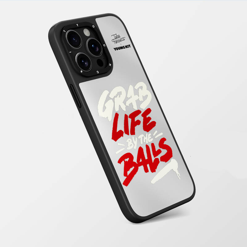 Apple iPhone 15 Pro Max Kılıf Tobias Fonseca Tasarımlı Youngkit Mirror Kapak - 2