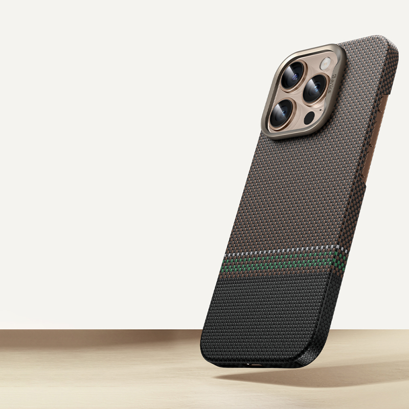 Apple iPhone 16 Pro Case Benks Prestige ArmorAir Kevlar Cover with Carbon Fiber Design with Magsafe Charging Feature - 14