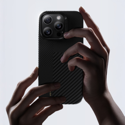 Apple iPhone 16 Pro Kılıf M-safe Şarj Özellikli Karbon Fiber Metal Kamera Çerçeveli Benks Montage ArmorAir Kevlar Kapak - 9