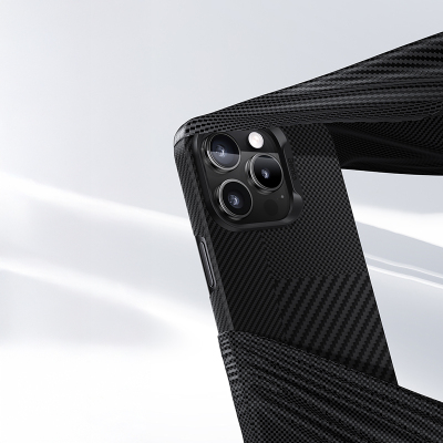 Apple iPhone 16 Pro Max Case Magsafe Charging Feature Carbon Fiber Benks New Series Montage ArmorAir Kevlar Cover - 9