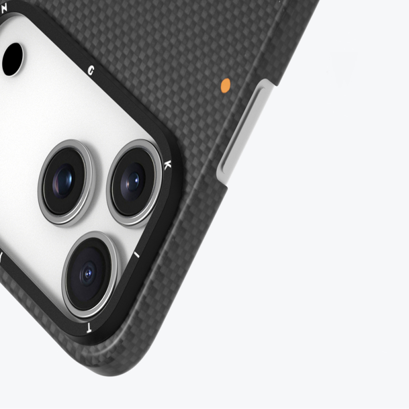 Apple iPhone 17 Pro Kılıf M-safe Şarj Özellikli Aramid Fiber Youngkit 1500D Extreme Wing Titanyum-Gold Serisi Kapak - 9