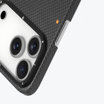 Apple iPhone 17 Pro Kılıf M-safe Şarj Özellikli Aramid Fiber Youngkit 1500D Kevlar Extreme Wing Titanyum-Gold Serisi Kapak - 9