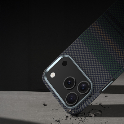 Apple iPhone 17 Pro Kılıf M-safe Şarj Özellikli Karbon Fiber Tasarımlı Benks Aurora ArmorPro Kevlar Kapak - 9