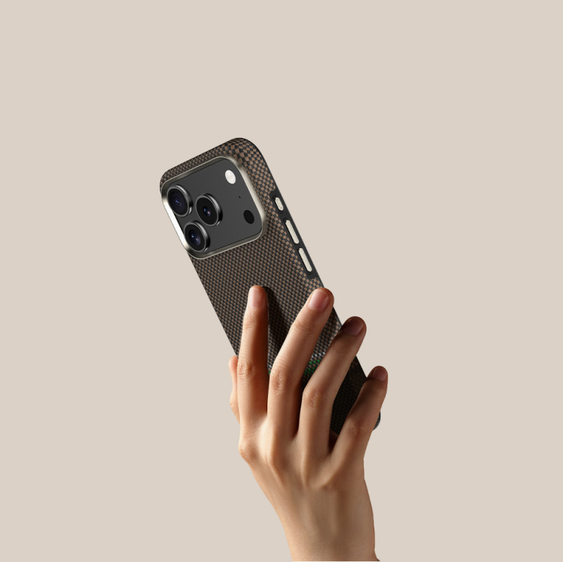 Apple iPhone 17 Pro Max Kılıf M-safe Şarj Özellikli Karbon Fiber Tasarımlı Benks Prestige ArmorPro Kevlar Kapak - 7