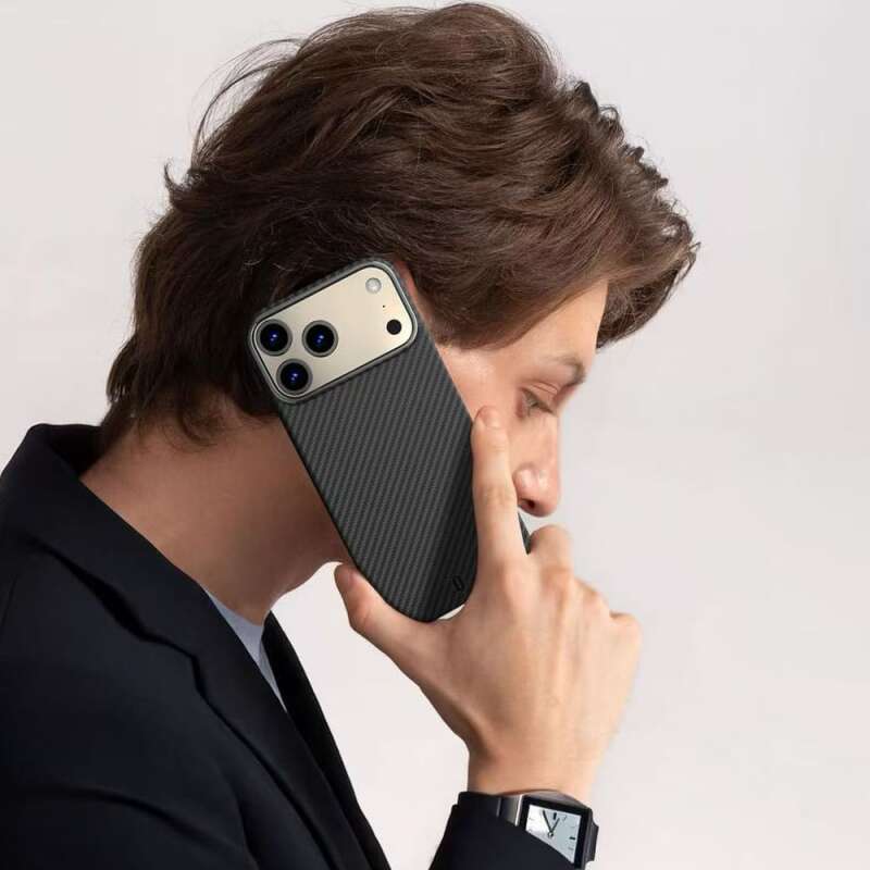 Apple iPhone 17 Pro Max Kılıf M-safe Şarj Özellikli Wiwu DCC-206 Aramid Air Kapak - 4