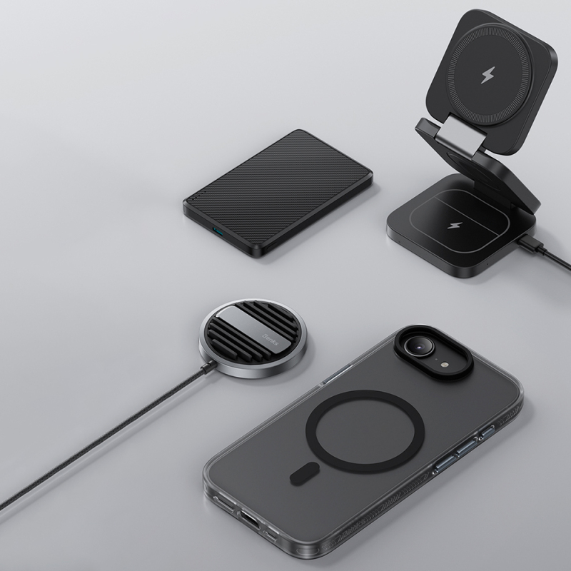 Apple iPhone 17E Kılıf M-safe Şarj Özellikli Benks Lucid Armor Kapak - 13