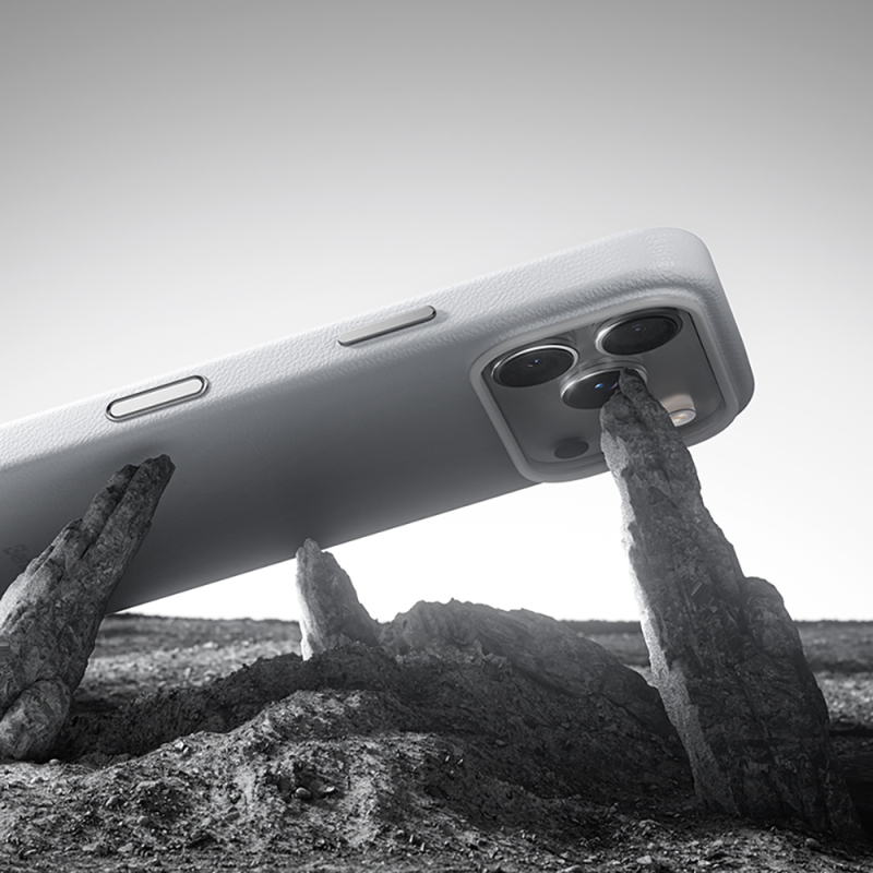 Apple iPhone 18 Pro Max Kılıf M-safe Şarj Özellikli Çizilmeye Dayanıklı Benks VitaPro Serisi PU Deri Kapak - 15
