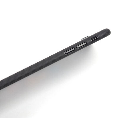 Apple iPhone SE 2022 Kılıf ​​​​​Wiwu Skin Carbon PP Kapak - 10