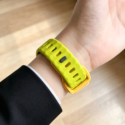 Apple Watch 38mm Zore KRD-160 Silikon Kordon Strap Kayış - 19