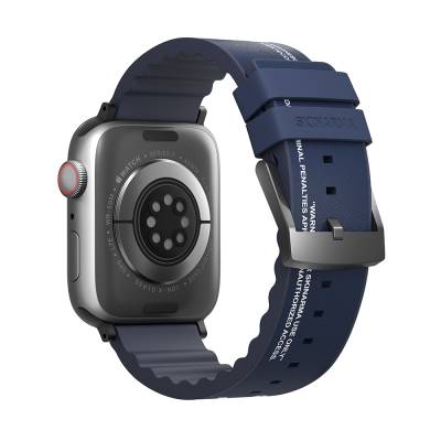 Apple Watch 42mm SkinArma Taihi Sora Yazı Desenli Deri Görünümlü Silikon Kordon - 4