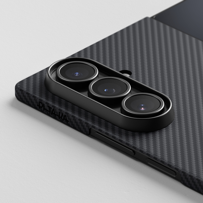 Galaxy Z Flip 7 Kılıf M-safe Şarj Özellikli 600D Aramid Fiber Pitaka Ultra-Slim Classic Serisi Black-Grey Twill Kapak - 6