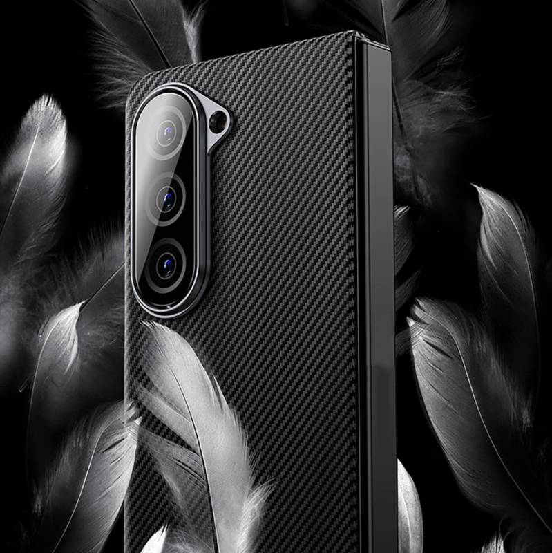 Galaxy Z Fold 5 Benks Combo Üçlü Aksesuar Seti (600D Kevlar Kapak + Corning Ekran Koruyucu + Kamera Lens Koruyucu)
