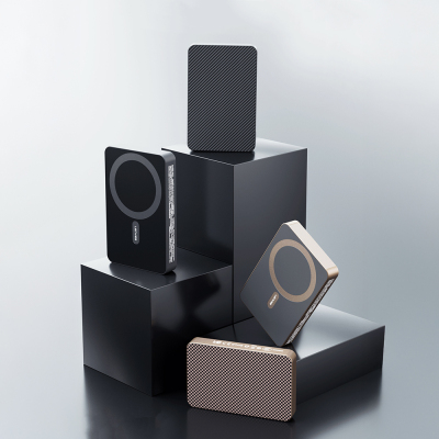 Lenyes P32 Aramid Fiber Powerbank 15W 5000mAh with M-safe Charging - 4