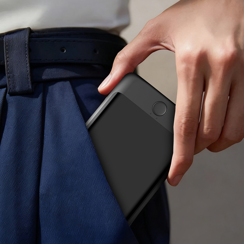 Lenyes PW0008D PD 20W LED Ekranlı Yapay Zeka Destekli Ultra İnce Wireless Powerbank 15W 5000mAh - 3