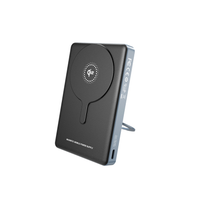 Lenyes PW1013D PD 30W Dijital LED Göstergeli Qi2 Teknolojili Standlı Kablosuz Şarj Özellikli Wireless Powerbank 15W 10000mAh - 1