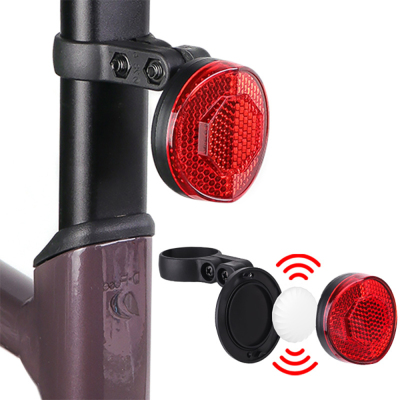 Micflip P20 Akıllı Takip Cihazı Saklama Bölmeli Bisiklet Reflektörü - 1