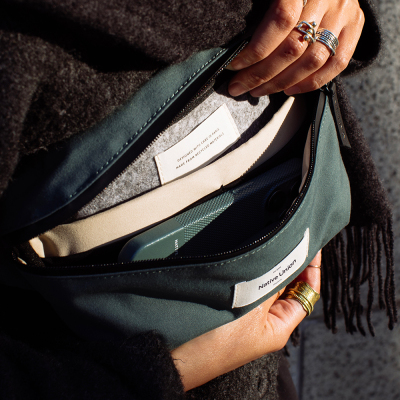 Native Union W.F.A Serisi Crossbody YKK Fermuarlı Çok Amaçlı Su Geçirmez Çapraz Vücut Çantası - 8