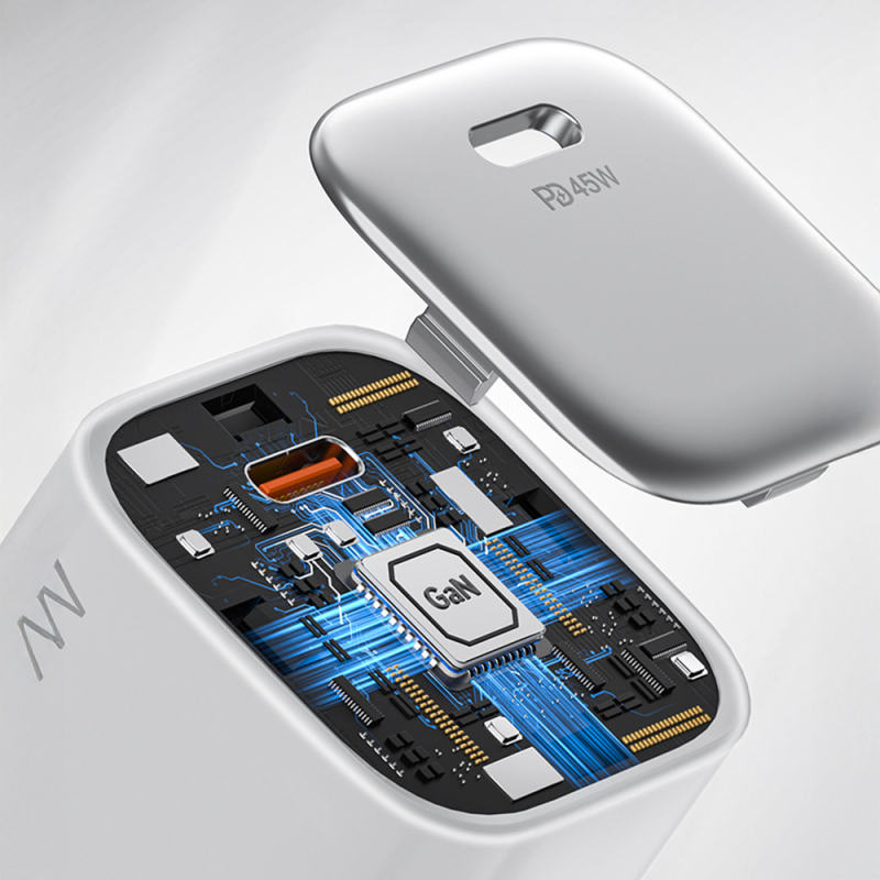 Recci RC132E Type-C PD GaN Teknolojili Mini Hızlı Şarj Seti 45W 1M - 5