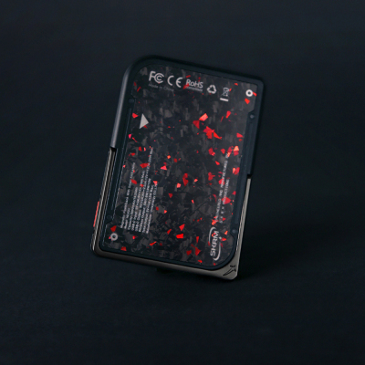 Skinarma Vektor Kablosuz ve PD Hızlı Şarj Özellikli Metal Standlı Taşınabilir Powerbank 15W 5000mAh - 14