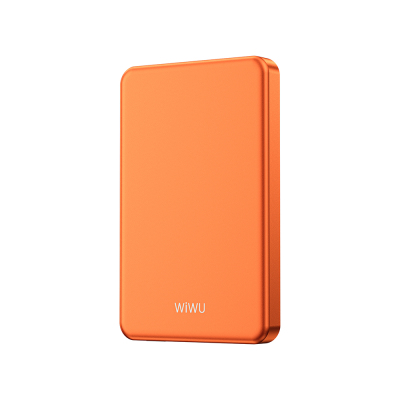 Wiwu P15 LED Işık Göstergeli Ultra İnce PD 20W Kablosuz Powerbank 5000mAh 15W - 10