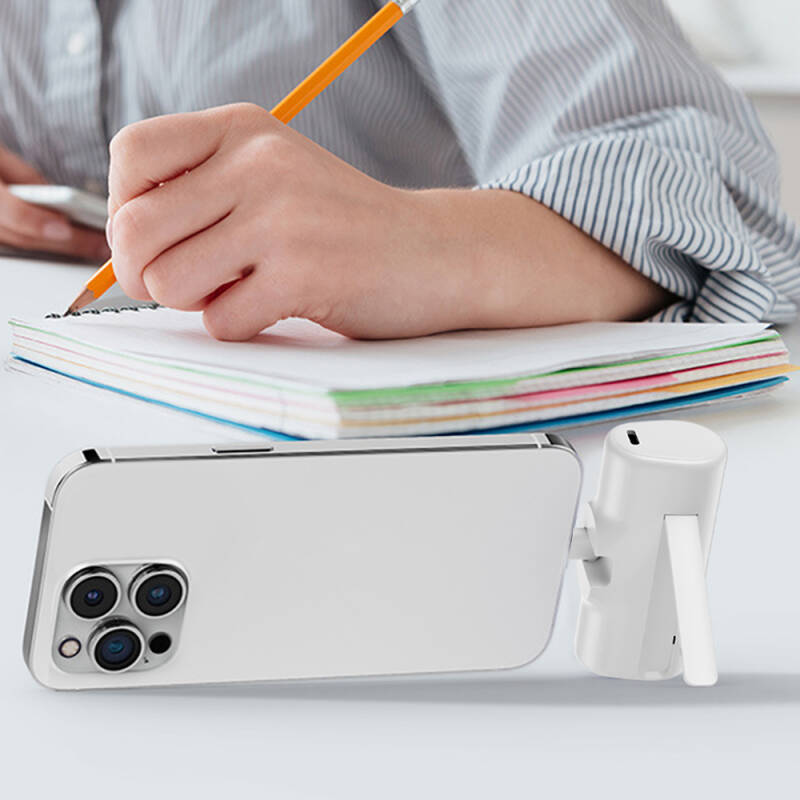 Wiwu Wi-P017 Capsule Serisi 2in1 Mini Taşınabilir Standlı Lightning Powerbank 5000mAh - 10